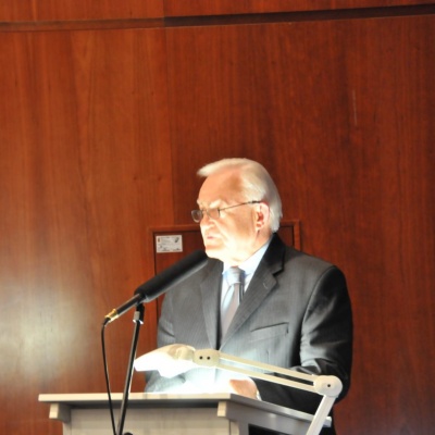 Na zakręcie historii